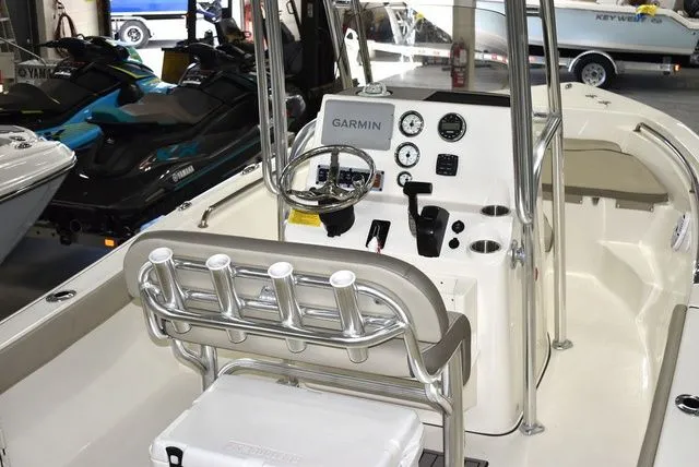 Slide: The Image of Key West 189 FS W/ T-Top 2024 - 20