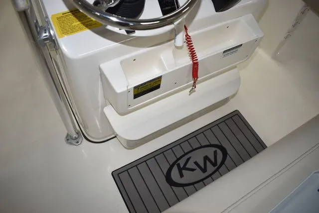 Slide: The Image of Key West 189 FS W/ T-Top 2024 - 28