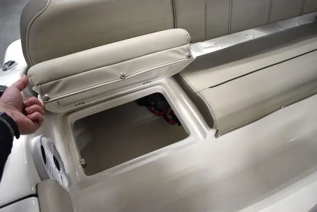 Slide: The Image of Key West 189 FS W/ T-Top 2024 - 43