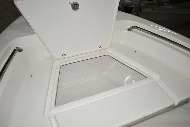 Slide: The Image of Key West 189 FS W/ T-Top 2024 - 52