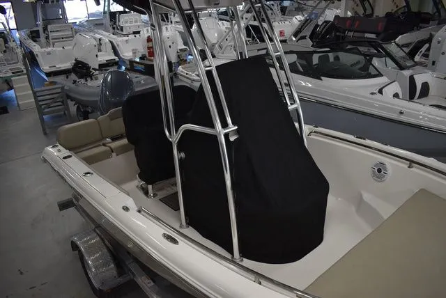 Slide: The Image of Key West 189 FS W/ T-Top 2024 - 65