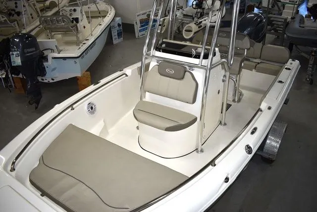 Slide: The Image of Key West 189 FS W/ T-Top 2024 - 8