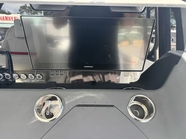 Slide: The Image of Wellcraft 28 T-Top 2026 - 23