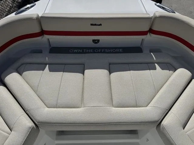 Slide: The Image of Wellcraft 28 T-Top 2026 - 34