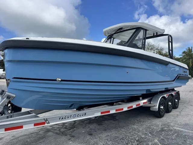 Slide: The Image of Wellcraft 28 T-Top 2026 - 4