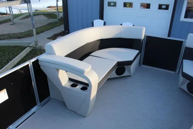 Slide: The Image of Harris Breeze 230 CW 2026 - 11