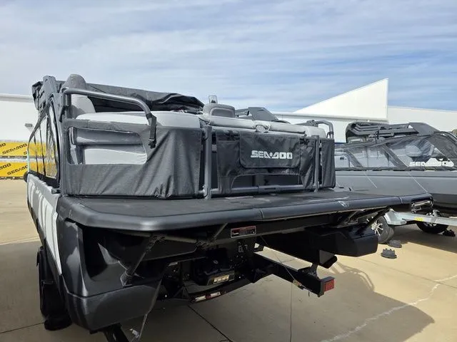 Slide: The Image of Sea-Doo Switch Sport™ 21 - 300 Hp Galvanized 2026 - 15