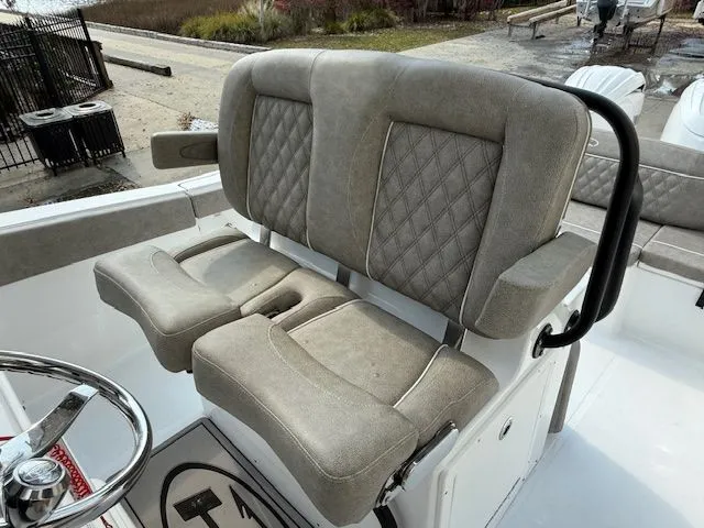 Slide: The Image of 2025 Sea Hunt Ultra 265 SE boat seat with upholstery. - 24