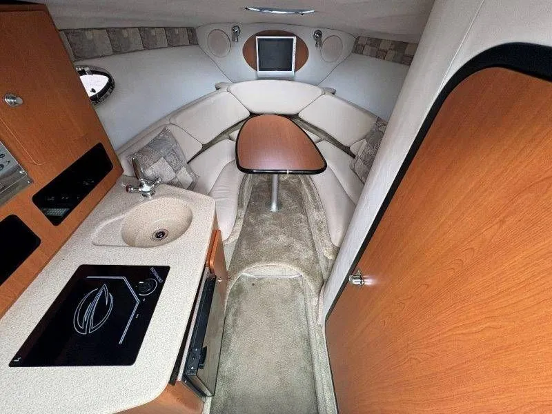 Slide: The Image of Crownline Boats 250 CR 2008 - 101