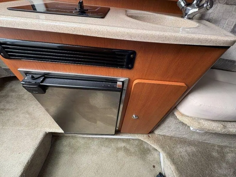 Slide: The Image of Crownline Boats 250 CR 2008 - 103