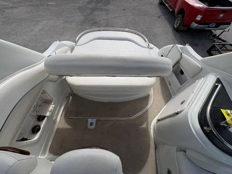 Slide: The Image of Crownline Boats 250 CR 2008 - 32