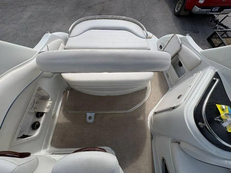 Slide: The Image of Crownline Boats 250 CR 2008 - 45