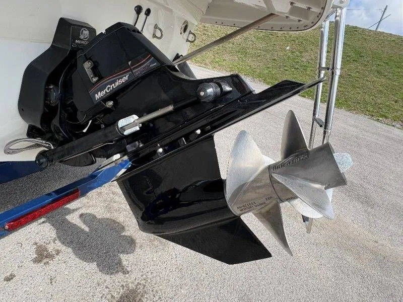 Slide: The Image of Crownline Boats 250 CR 2008 - 50