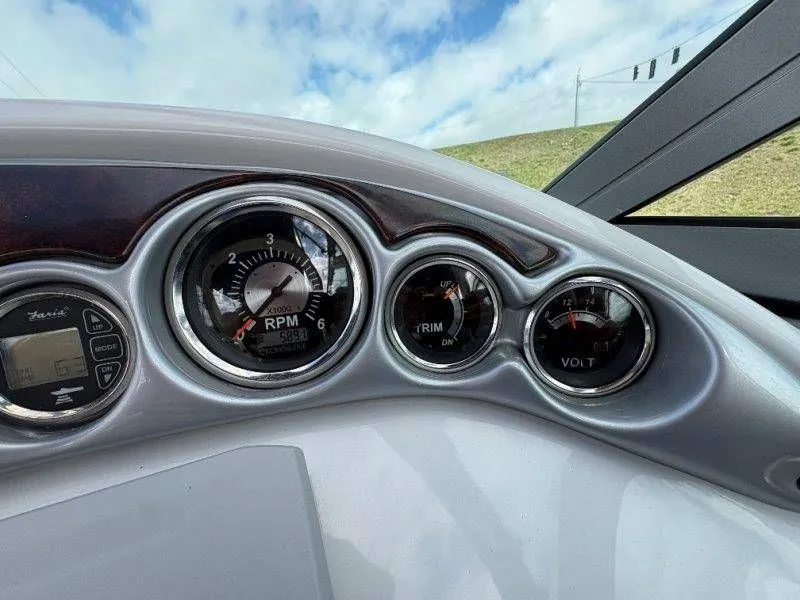 Slide: The Image of Crownline Boats 250 CR 2008 - 58