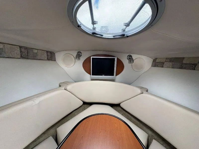 Slide: The Image of Crownline Boats 250 CR 2008 - 93