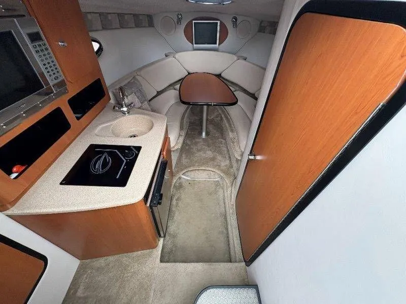 Slide: The Image of Crownline Boats 250 CR 2008 - 98