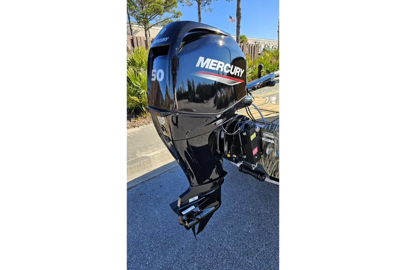 Slide: The Image of Mercury 50 outboard motor on 2026 Tracker Grizzly 1650 T Prairie Wings Edition boat. - 9