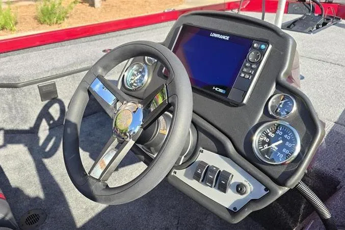 Slide: The Image of Steering console of 2026 Ranger RT178 boat with Lowrance display and gauges. - 12