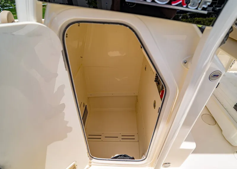 Slide: The Image of Scout 215 XSF 2026 - 16