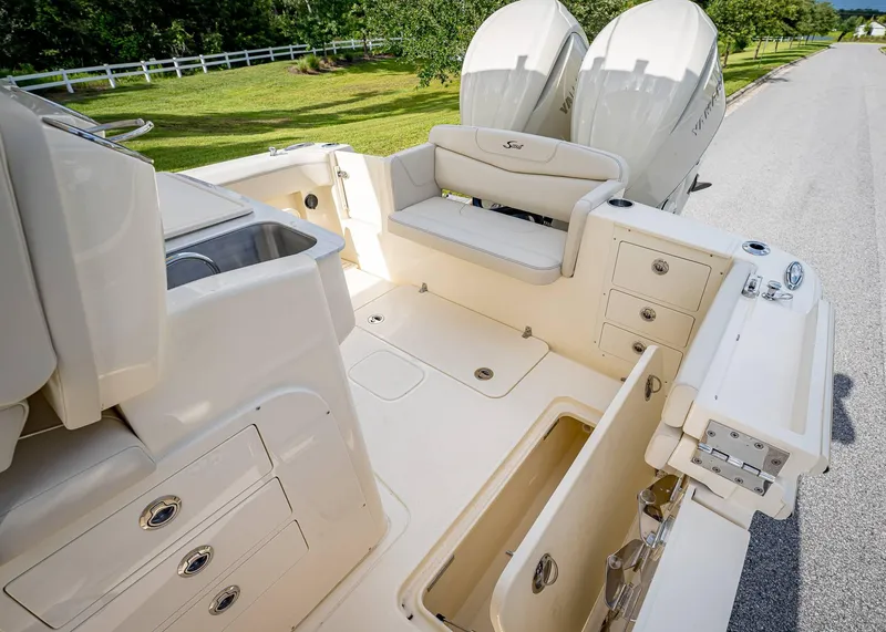 Slide: The Image of Scout 305 LXF 2026 - 17