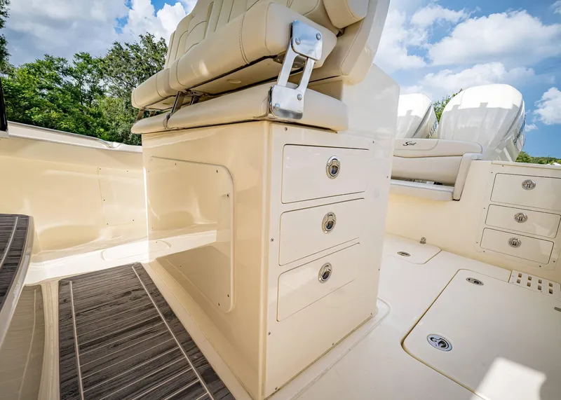 Slide: The Image of Scout 305 LXF 2026 - 32