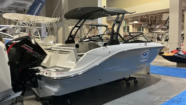 Slide: The Image of Bayliner V20 2026 - 4