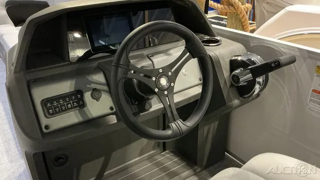 Slide: The Image of Sun Tracker Party Barge 20 DLX 2026 - 3