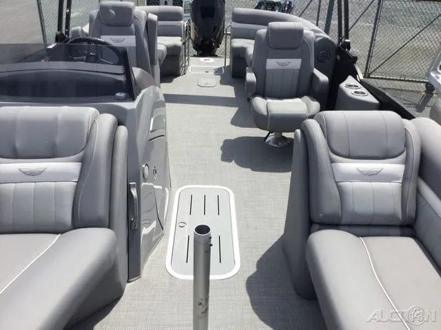 Slide: The Image of Bennington 23LXSFB ESP 2024 - 13