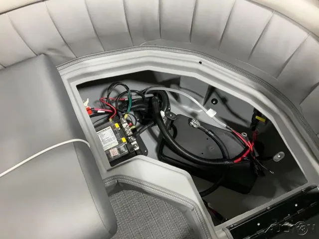 Slide: The Image of Bennington 23LXSFB ESP 2024 - 23