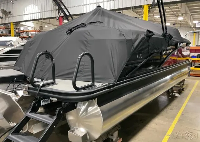 Slide: The Image of Bennington 23LXSFB ESP 2024 - 26