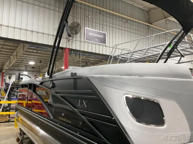 Slide: The Image of Bennington 23LXSFB ESP 2024 - 30