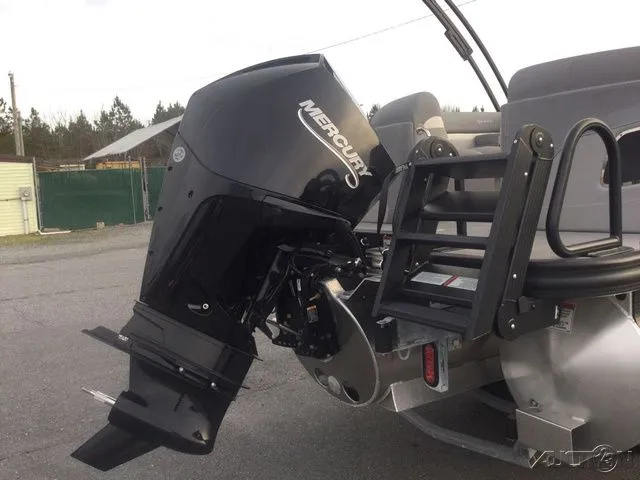 Slide: The Image of Bennington 23LXSFB ESP 2024 - 38