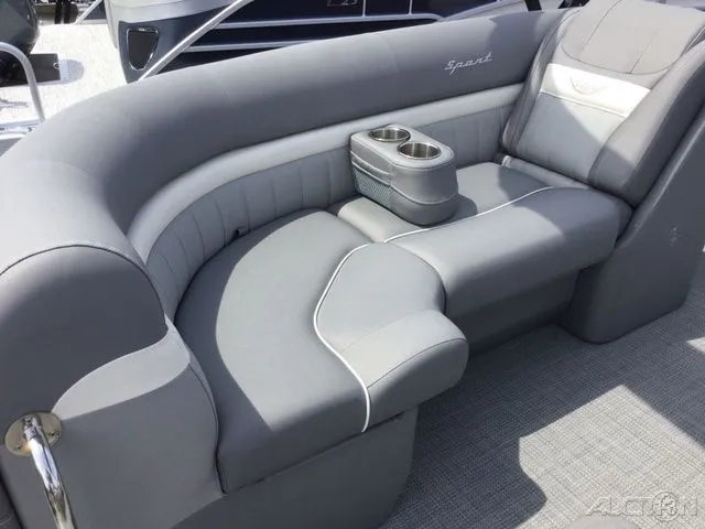 Slide: The Image of Bennington 23LXSFB ESP 2024 - 6