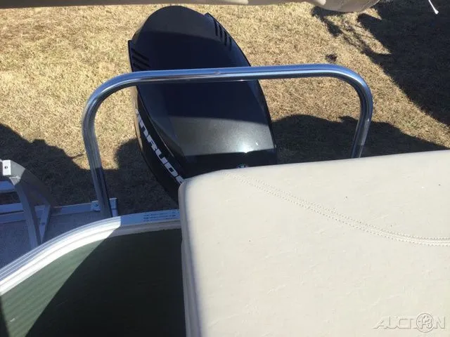 Slide: The Image of Bennington 22SLx 32" Twin Elliptical 2017 - 12