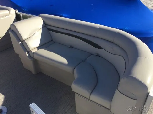 Slide: The Image of Bennington 22SLx 32" Twin Elliptical 2017 - 5