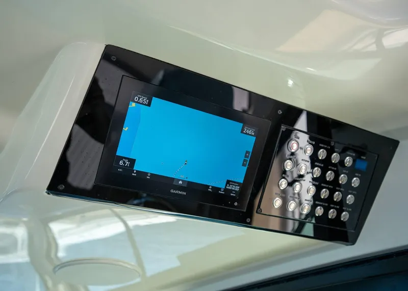 Slide: The Image of Scout 530 LXF 2026 - 24