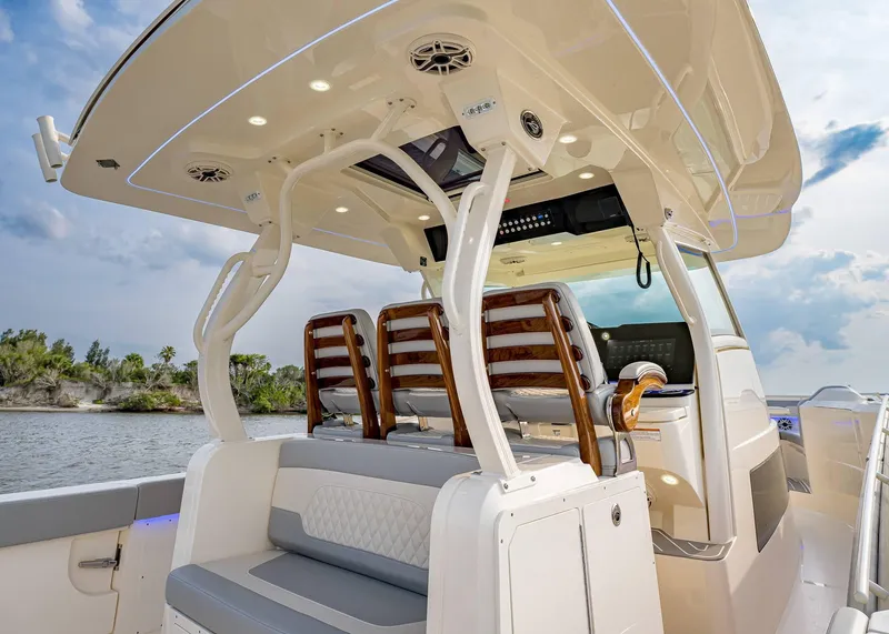 Slide: The Image of Scout 377 LXF 2026 - 26