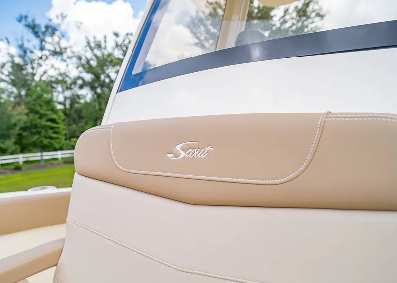 Slide: The Image of Scout 240 XSF 2026 - 29