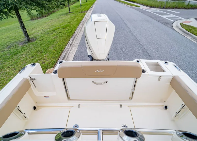 Slide: The Image of Scout 240 XSF 2026 - 7