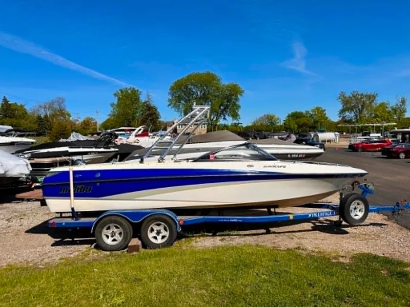 Slide: The Image of Malibu Sunscape 23 LSV 2004 - 31