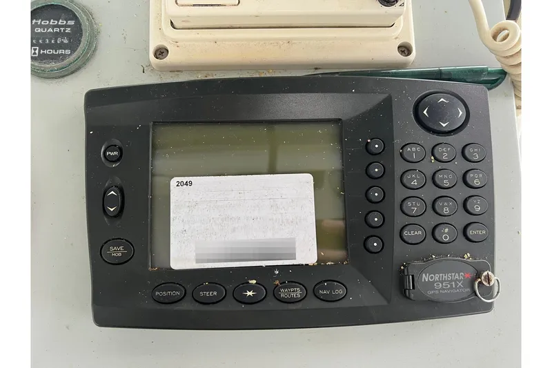 Slide: The Image of Northstar 951X GPS navigator on Young Brothers 40, year 1985. - 6