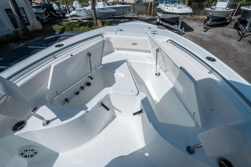 Slide: The Image of Interior view of Sea Hunt Ultra 234 boat, model year 2026. - 20