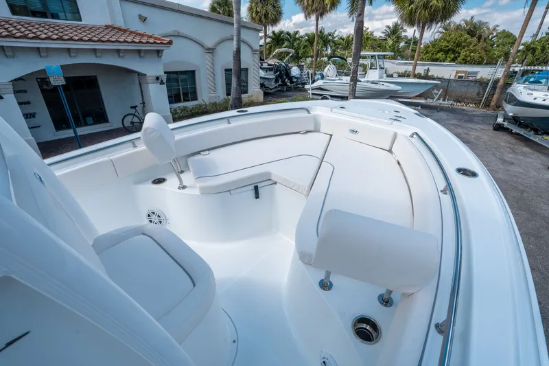 Slide: The Image of Interior view of Sea Hunt Ultra 234 boat, year 2026. - 18