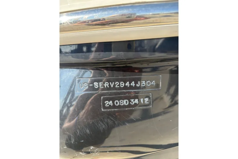 Slide: The Image of 2004 Sea Ray 240 Sundeck hull identification number on boat exterior. - 5