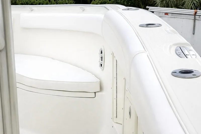 Slide: The Image of 2008 Hydra-Sports Vector 2900 CC boat interior with white seating and cup holders. - 33