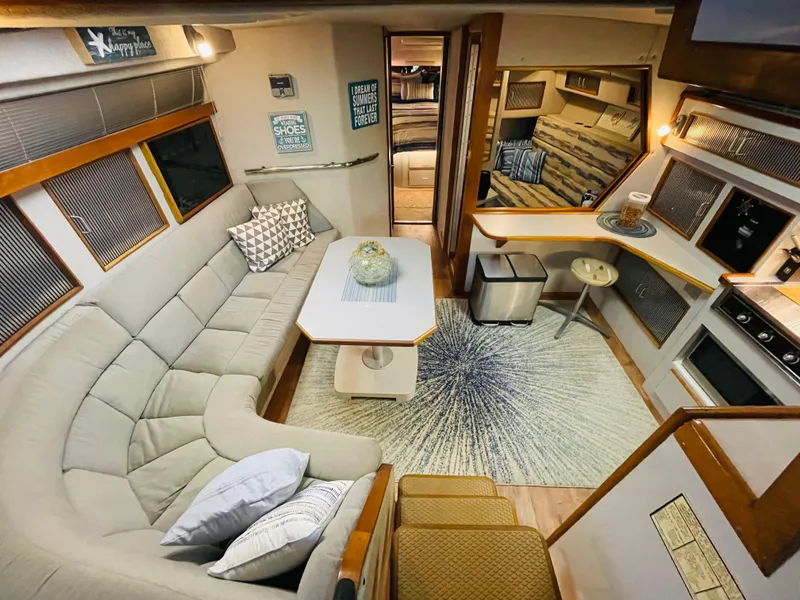 Slide: The Image of Interior of 1989 Sea Ray 390 Express Cruiser, cozy and stylishly furnished. - 42