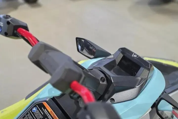Slide: The Image of 2025 Yamaha WaveRunner JetBlaster PRO 3-Up dashboard and handlebars close-up. - 19
