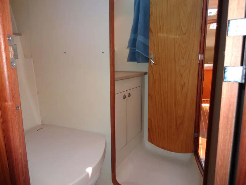 Slide: The Image of Hunter 380 2001 - 67