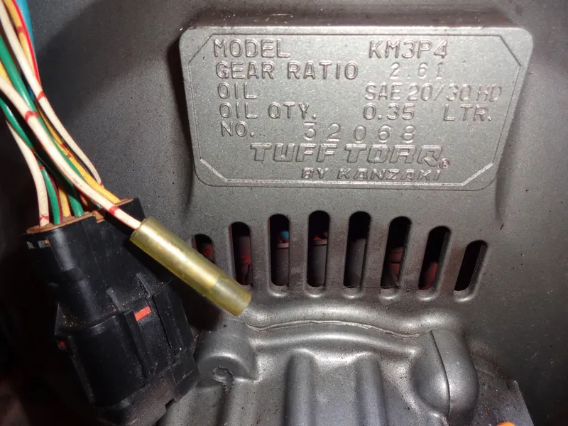 Slide: The Image of Hunter 380 2001 - 82