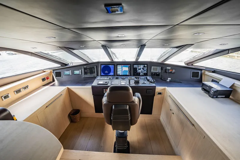 Slide: The Image of Luxurious helm of 2011 Sunseeker 34 Metre Yacht with advanced navigation systems. - 41